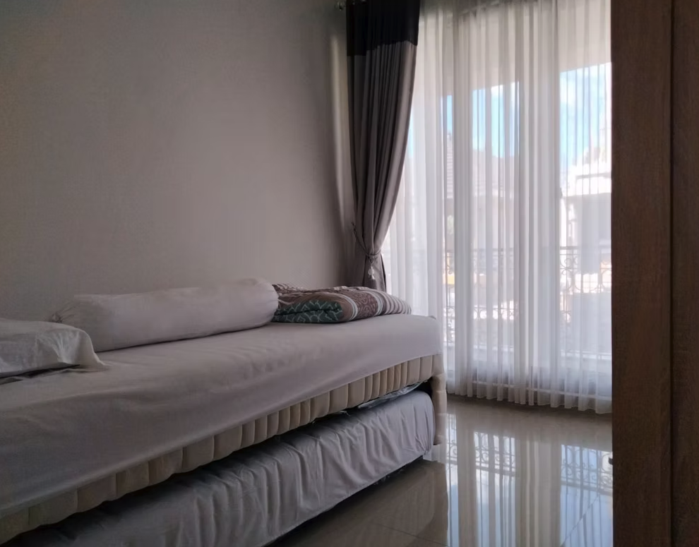 Rumah 2 Lantai Private Pool Dekat UGM | 3 KT, LT 144 m², LB 130 m² | Rp 2,9 M 7