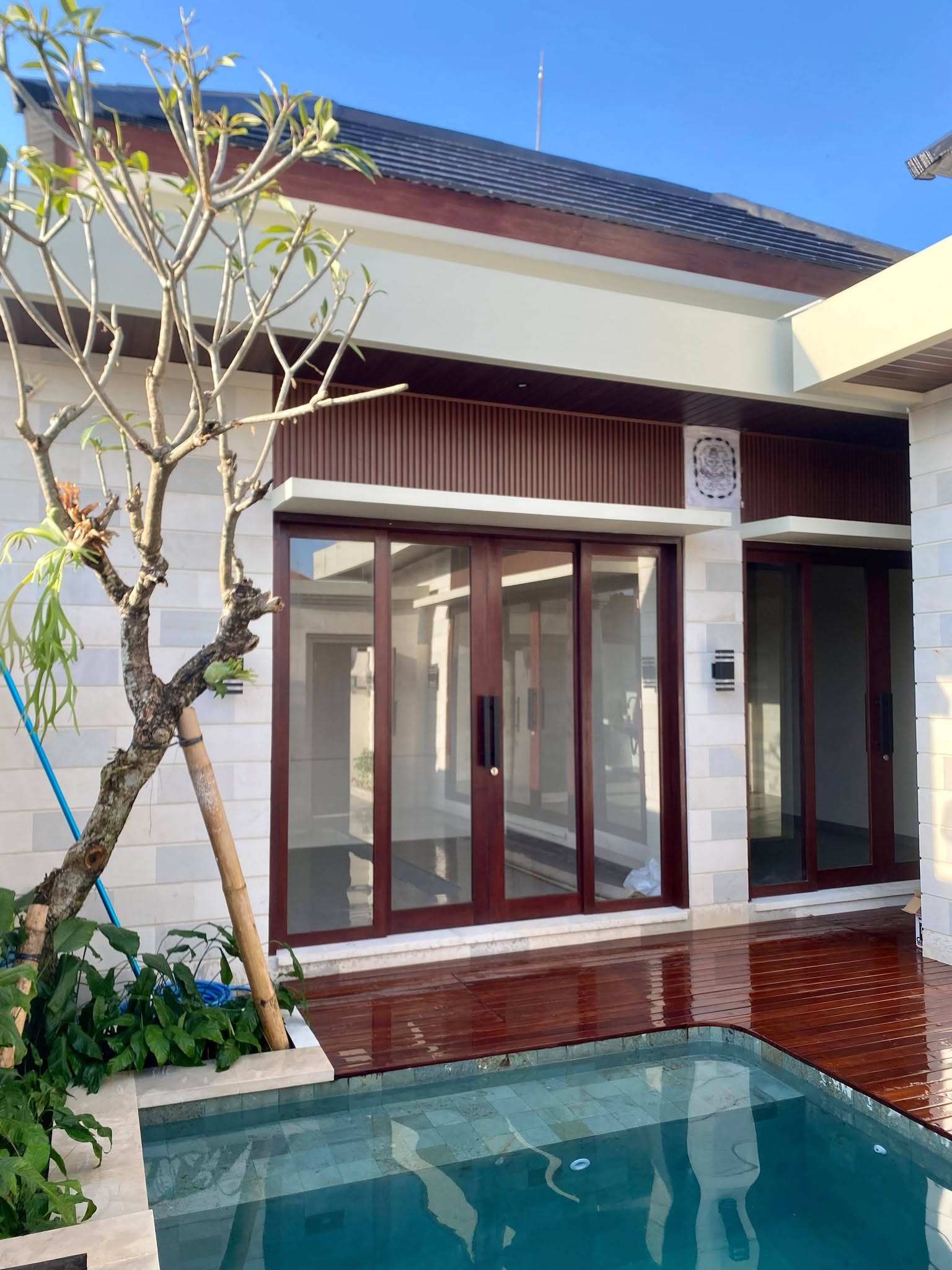 2-Bedroom Villa for Rent in Canggu with Private Pool and Garage 4