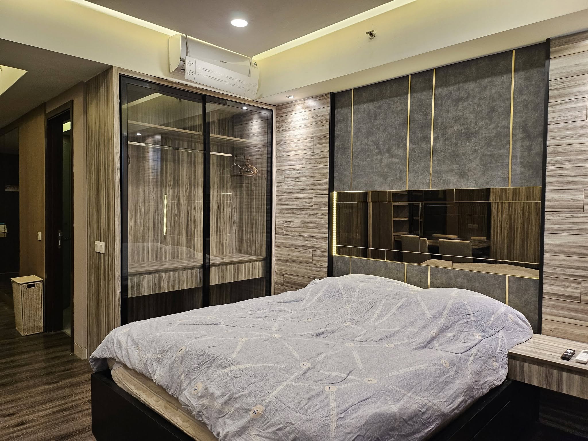 Fully Furnished Studio for Rent near Lippo Mall Kemang, Jakarta Selatan 2