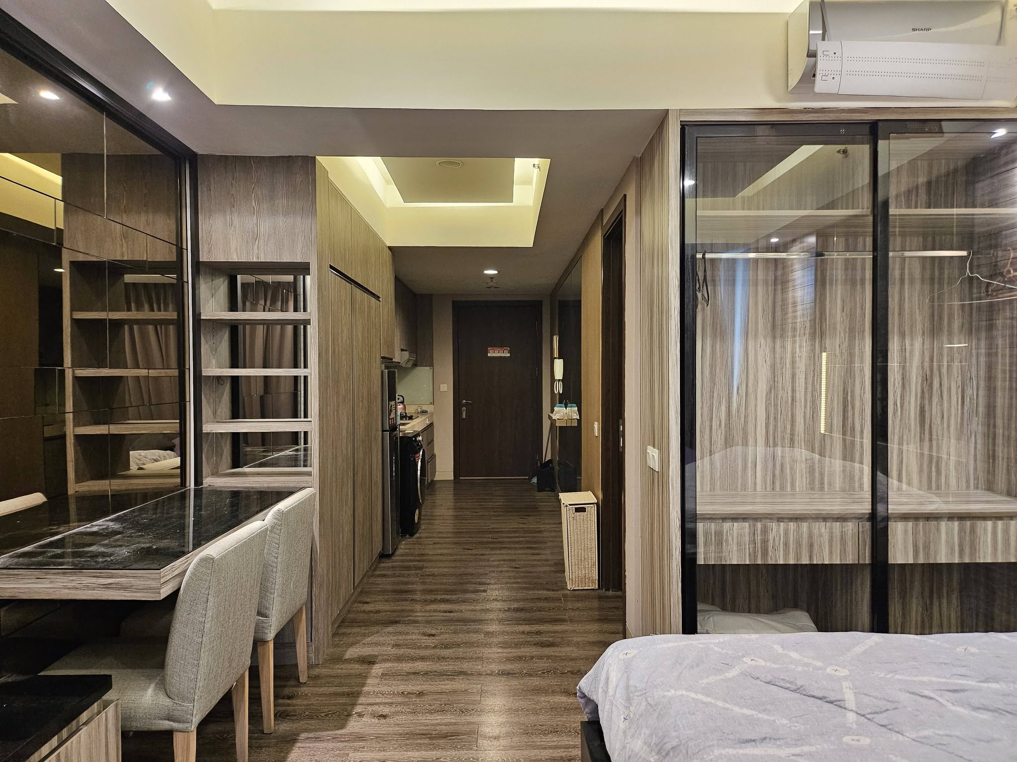 Fully Furnished Studio for Rent near Lippo Mall Kemang, Jakarta Selatan