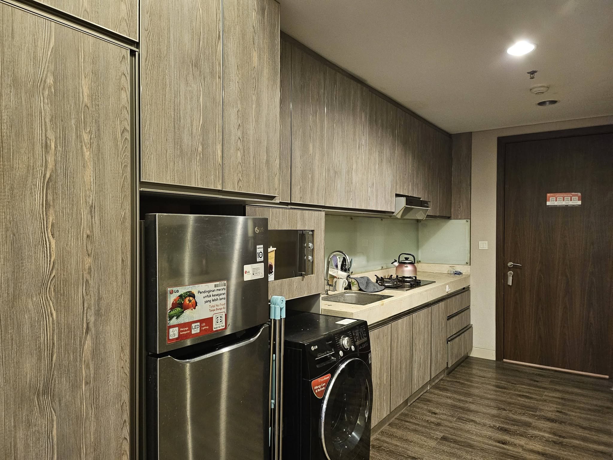 Fully Furnished Studio for Rent near Lippo Mall Kemang, Jakarta Selatan 7