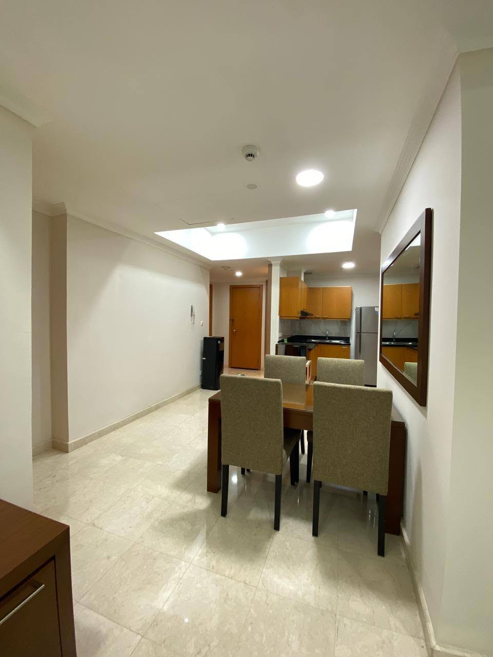 Fully Furnished 2-Bedroom Apartment for Rent at Sudirman Mansion, Jakarta Selatan 7