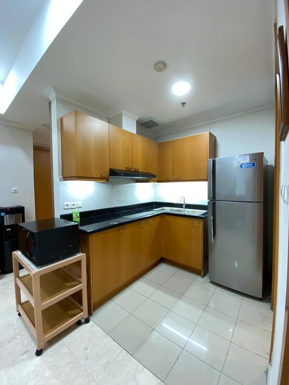 Fully Furnished 2-Bedroom Apartment for Rent at Sudirman Mansion, Jakarta Selatan 8