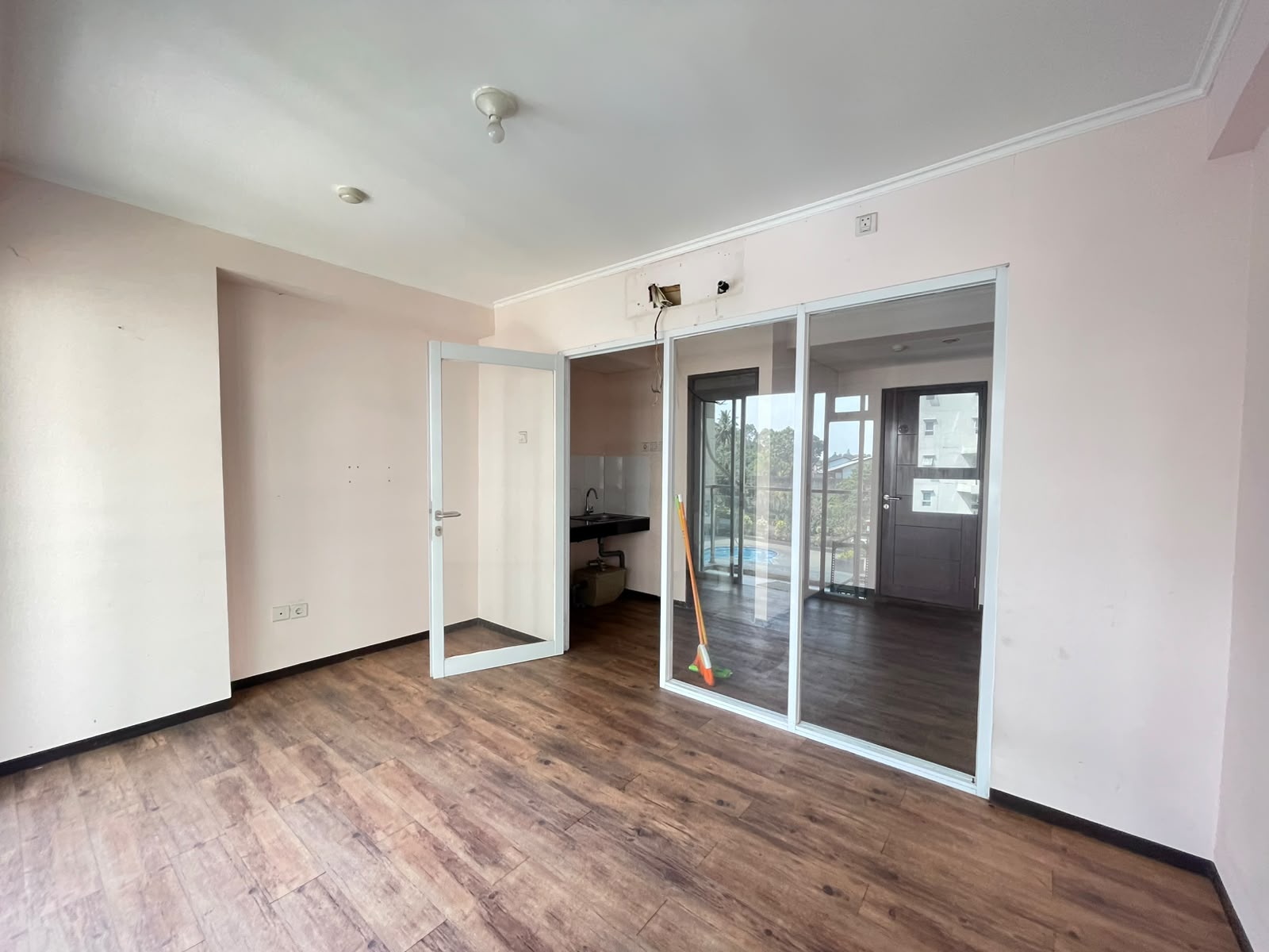 1-Bedroom Apartment for Sale at Gateway Pasteur Bandung with Pool & Gym 4