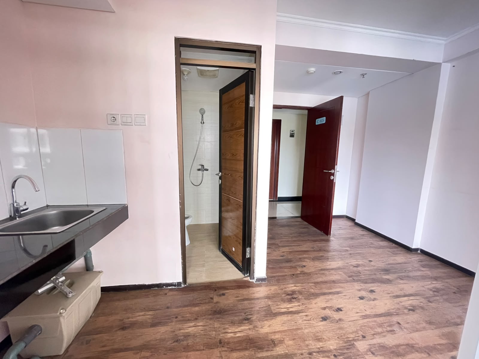 1-Bedroom Apartment for Sale in Pasteur, Bandung with Pool & Gym 4