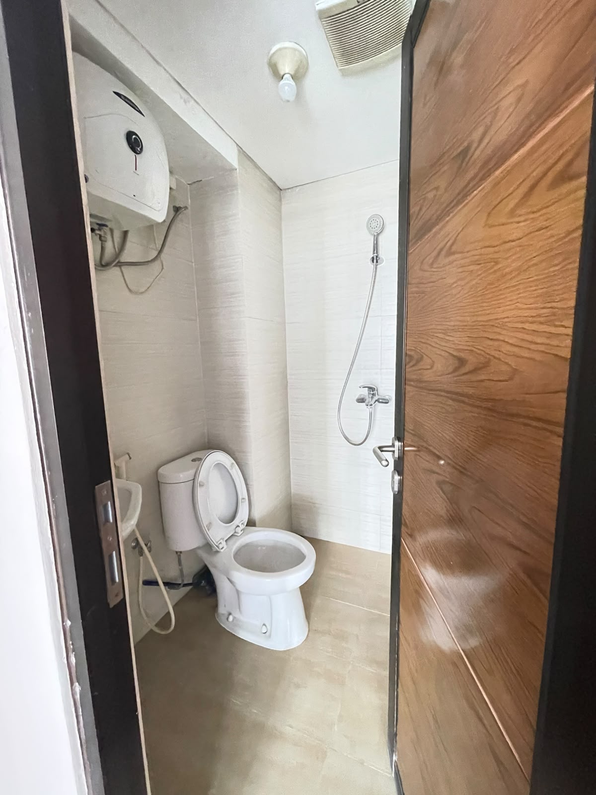 1-Bedroom Apartment for Sale in Pasteur, Bandung with Pool & Gym 5