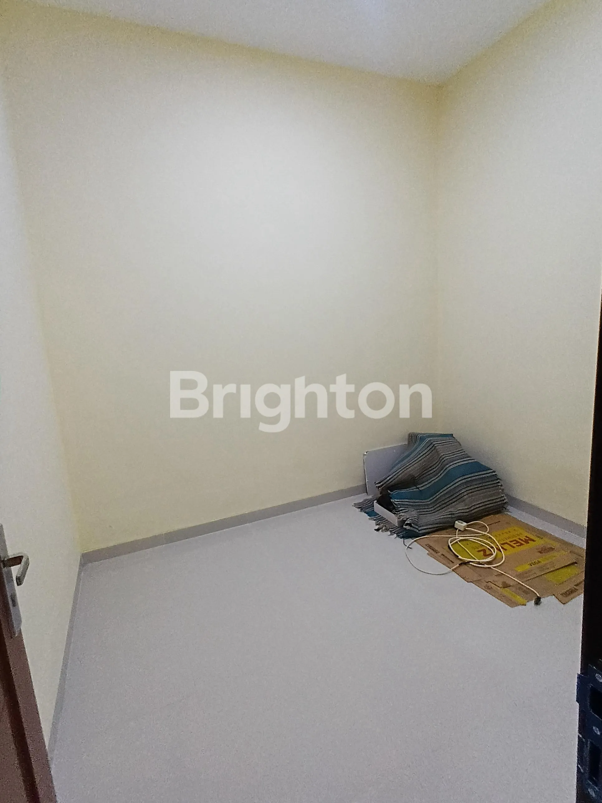 Rumah Baru 3 Lantai Tanjung Duren Jakarta Barat | 3 KT, 3 KM, SHM | Rp 2.1M 5