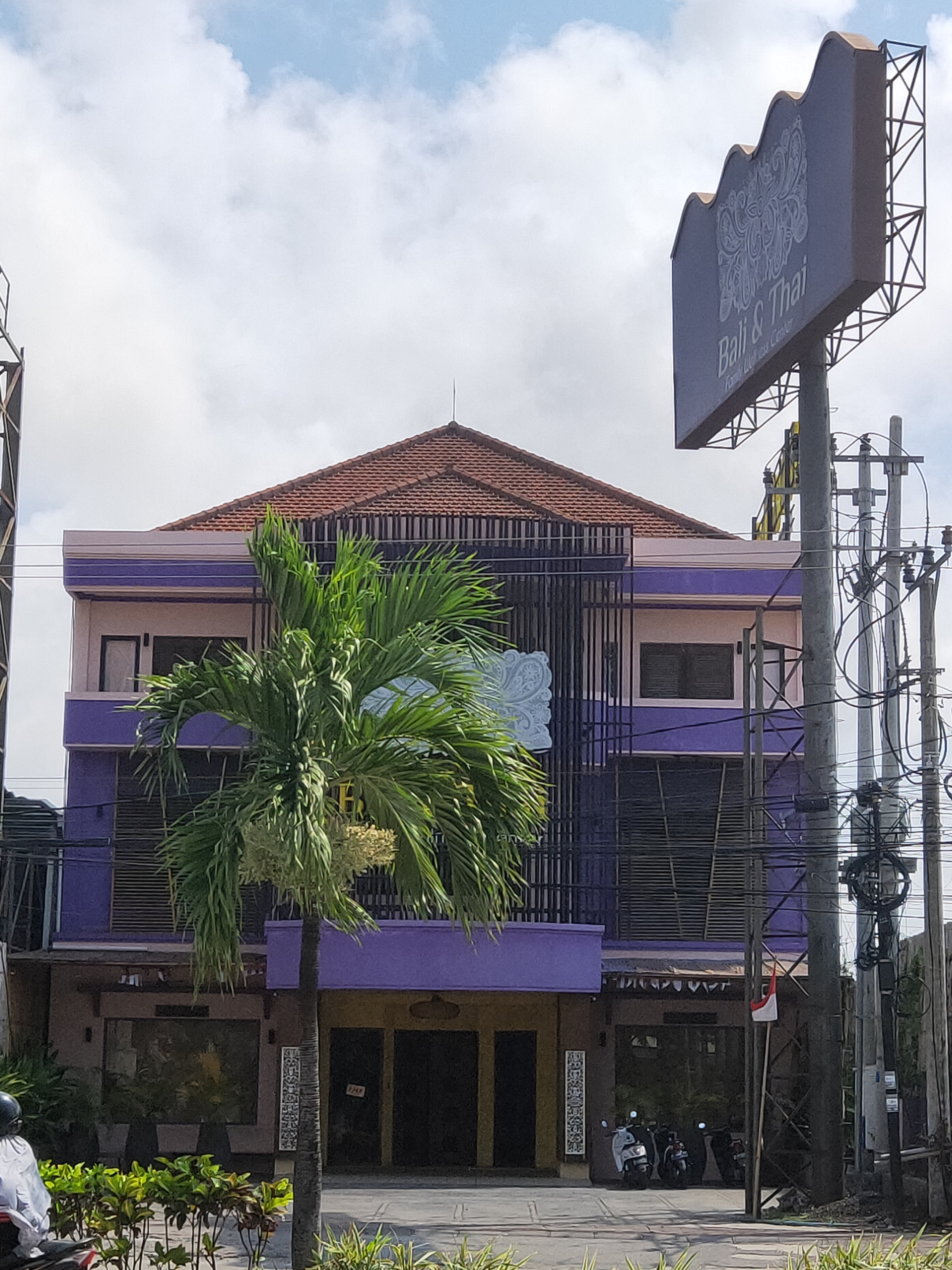 Building for rent in sunset road Seminyak Bali Indonesia