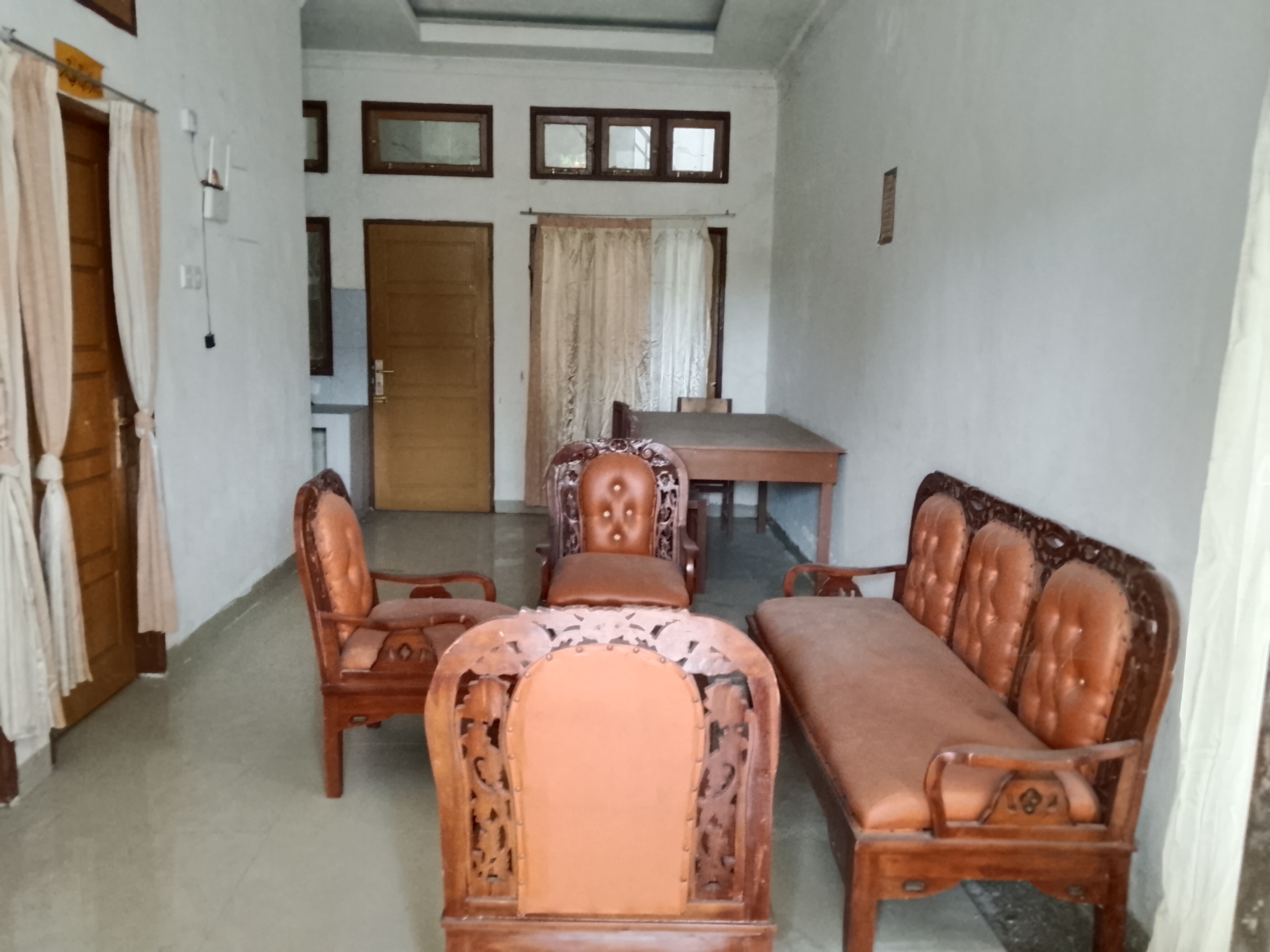 Spacious 9-Bedroom House for Sale & Rent in Graha Residen Taqwa, Padang