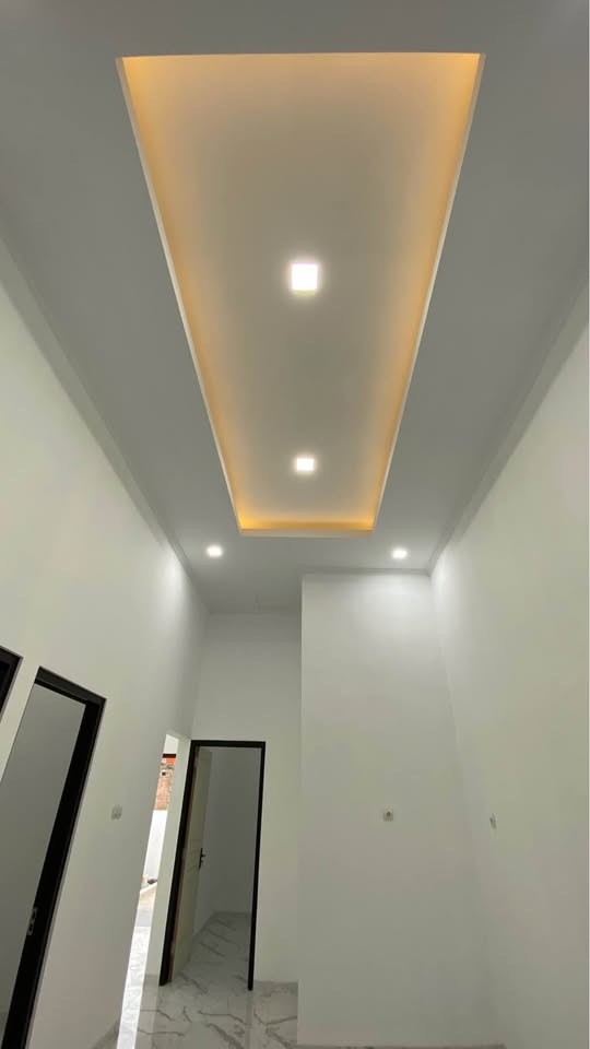 3-Bedroom House for Sale in Tanjungsari Pedurungan Tengah, Semarang with Garden and Parking 2