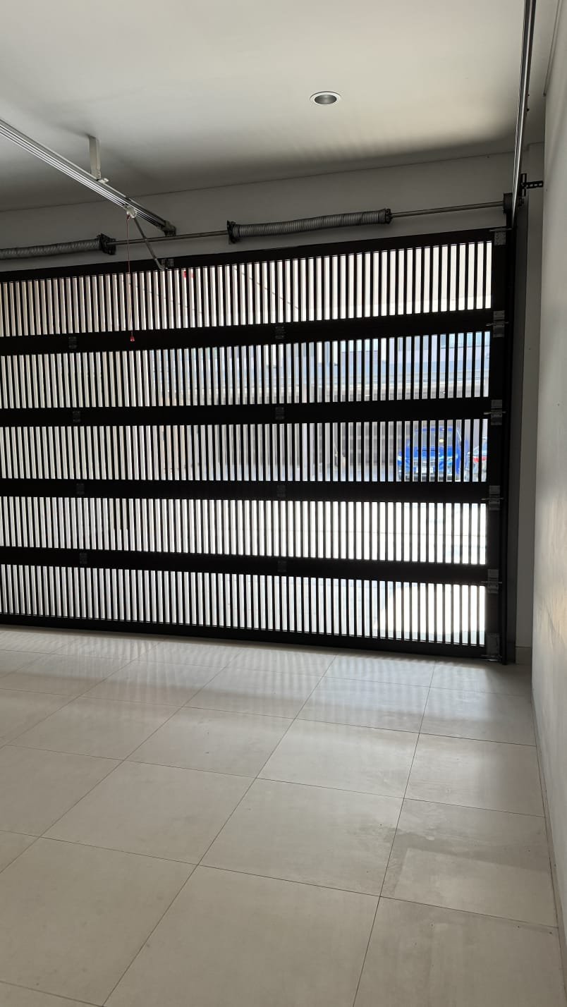 House For Rent BSD city Tangerang Selatan Ready Move in Good Location Near Supermarket 5