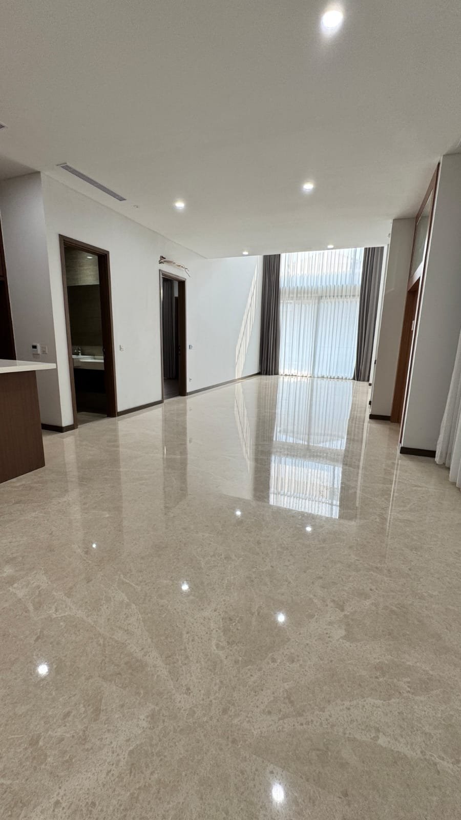 House For Rent BSD city Tangerang Selatan Ready Move in Good Location Near Supermarket 6