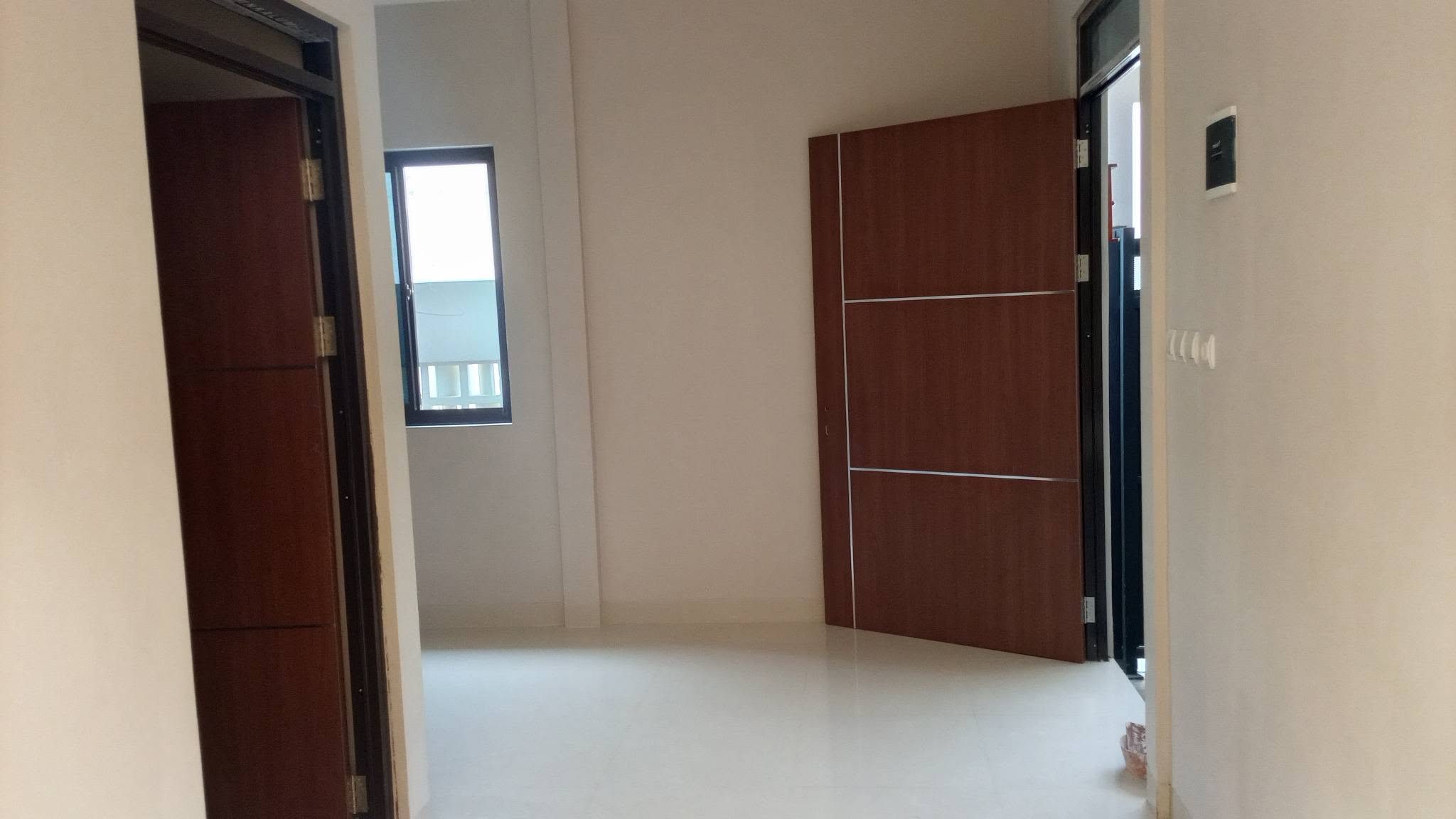 3-Bedroom House for Sale in Munjul, Cipayung, East Jakarta with Smart Lock and Balcony 8