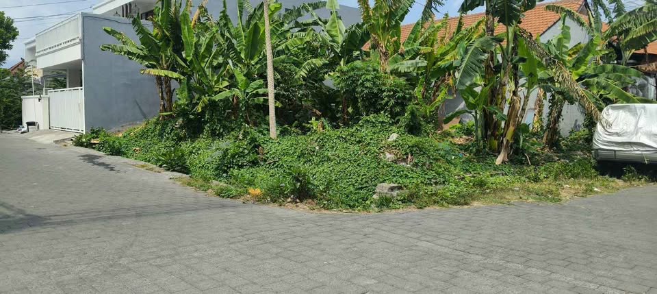 Land for Sale in Gunung Talang, Denpasar – 200 sqm with SHGB and Freehold Title