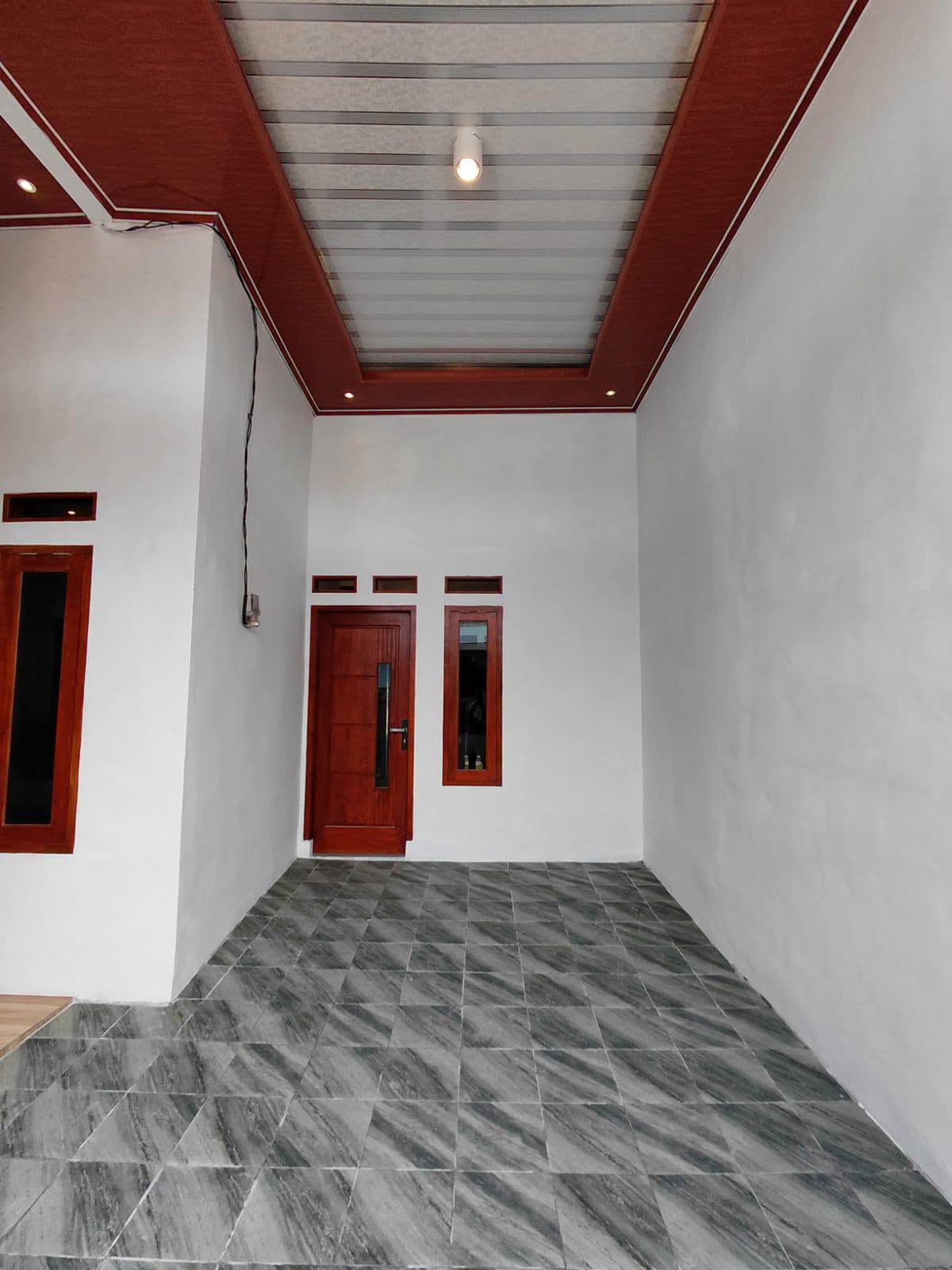 Spacious 3-Bedroom House for Sale in Jatimurni, Bekasi with Freehold Title 6
