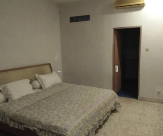 Spacious Guesthouse for Sale in Grogol, Jakarta Barat with 23 Bedrooms