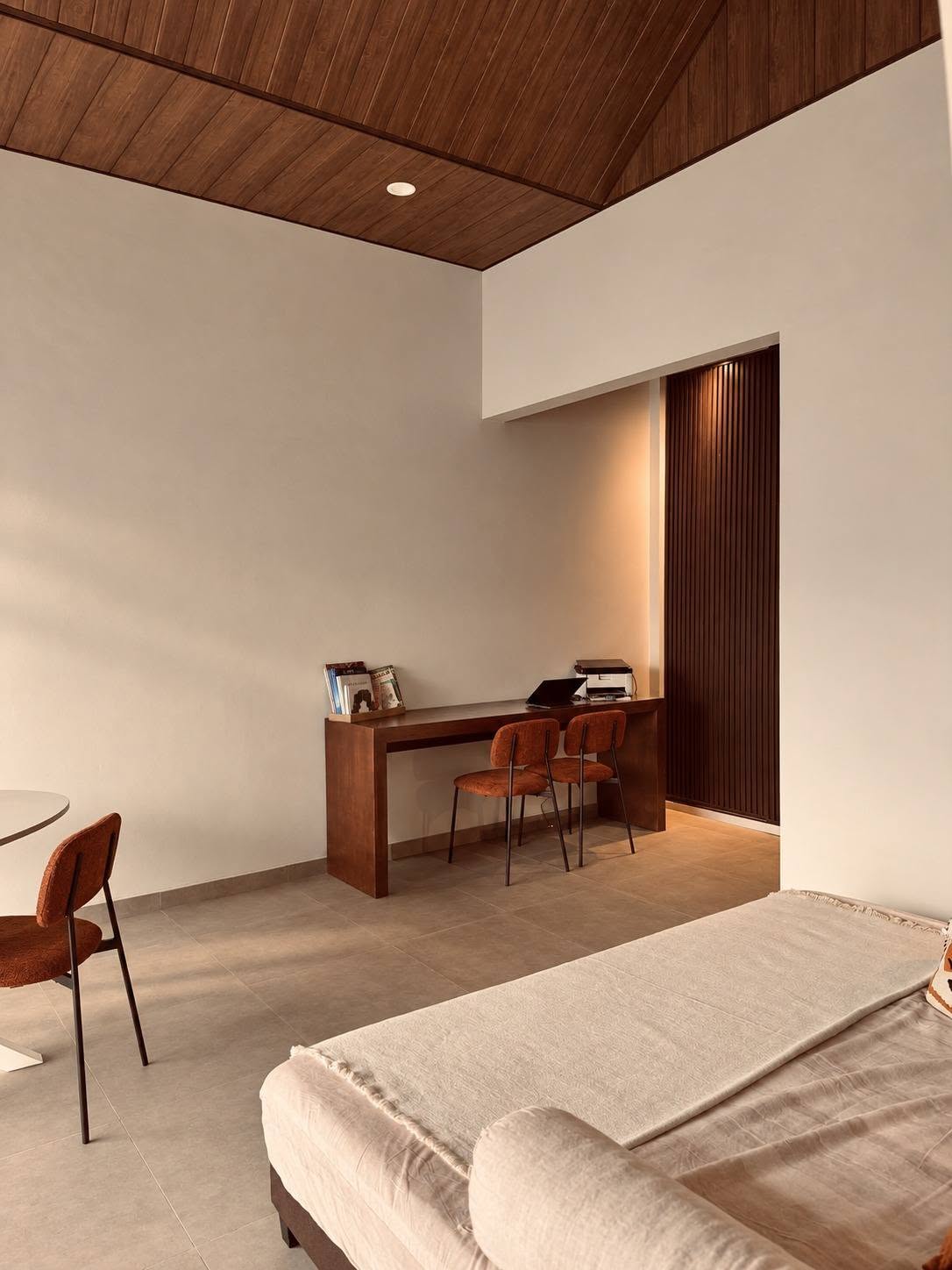 1-Bedroom Villa for Rent in Jalan Canggu, Bali with Pool and Modern Facilities 5