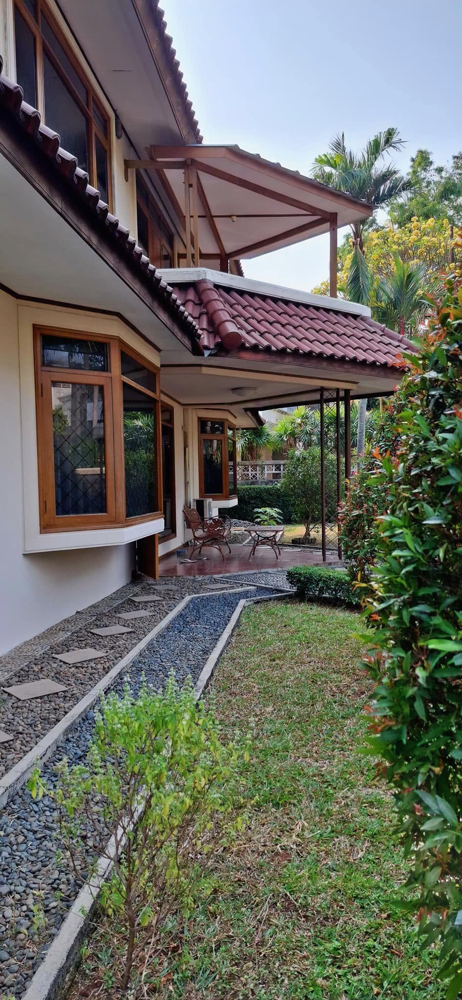 Fully Furnished 3-Bedroom House for Rent near Pondok Indah Mall 1, South Jakarta