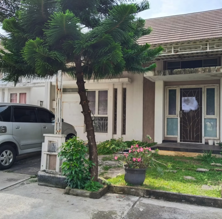 Rumah Siap Huni Suvarna Sutera Tangerang | 3 KT, Renovasi, Cluster Premium | Rp 1.2m