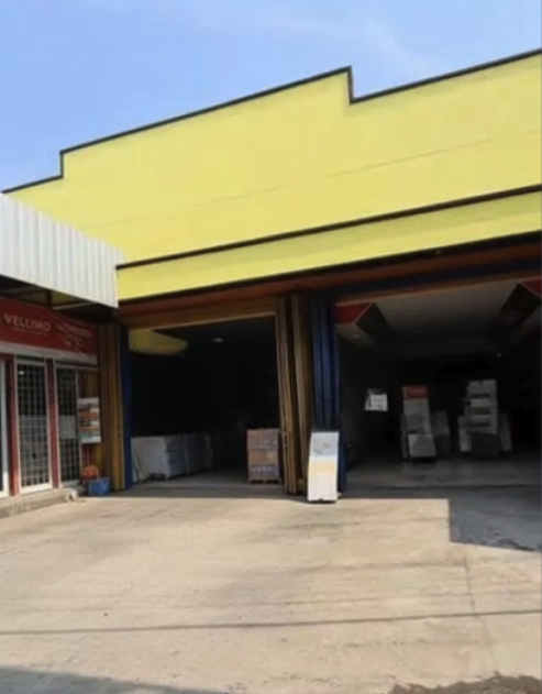 Showroom Strategis Jl. Raya Sukowati Sragen | LT/LB 800 m², SHM | Rp 8.250.000.000