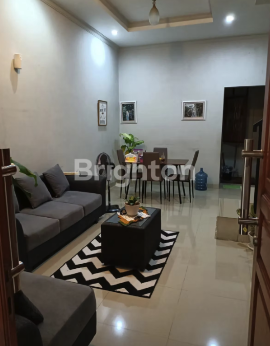 Town House 2 Lantai Kukusan Depok Dekat UI | 5 KT, SHM | Rp 1.800.000.000 2