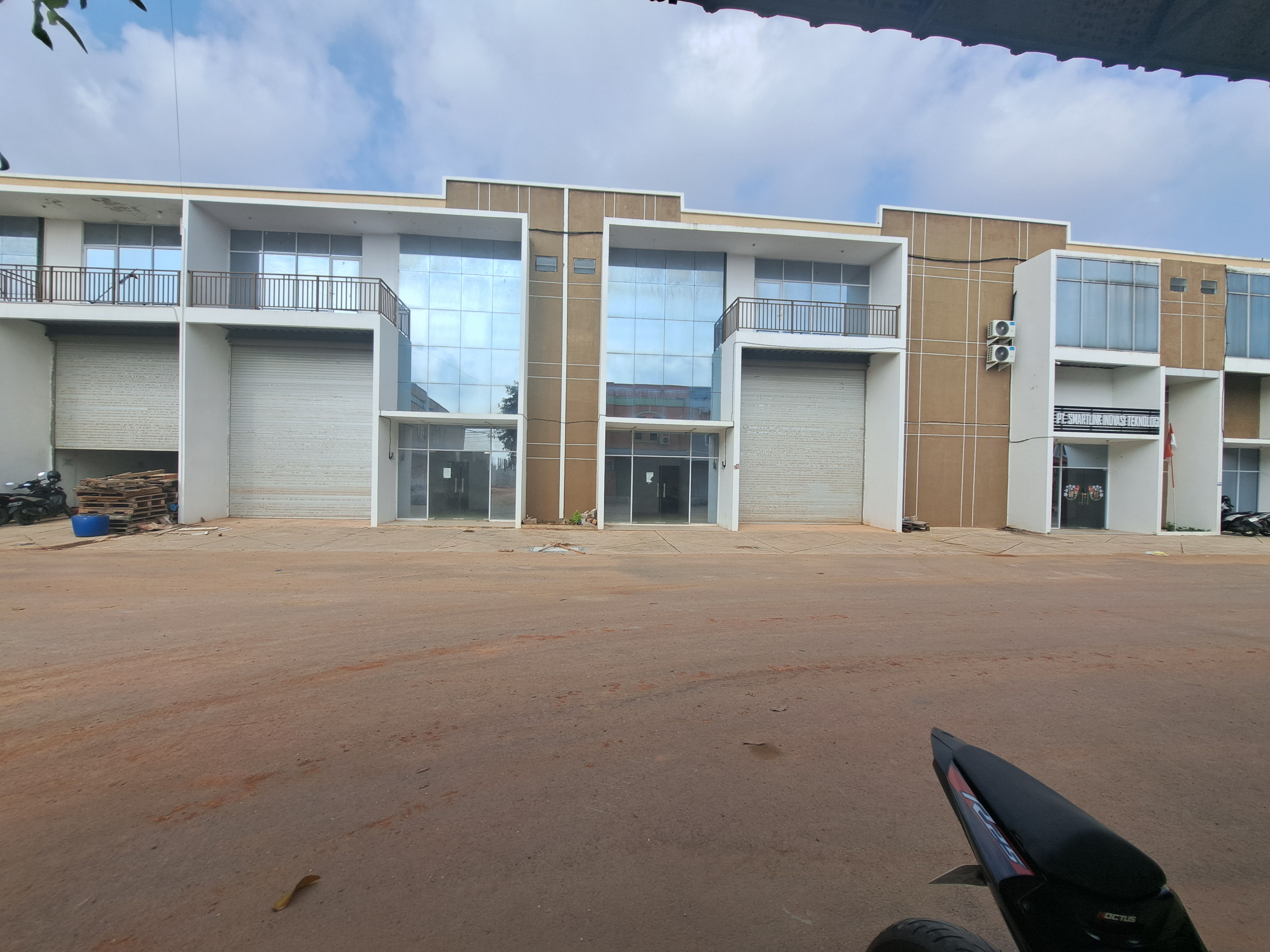 Warehouse for Sale in Grand Permata Bandara Bizpark, Batam with Extensive Facilities