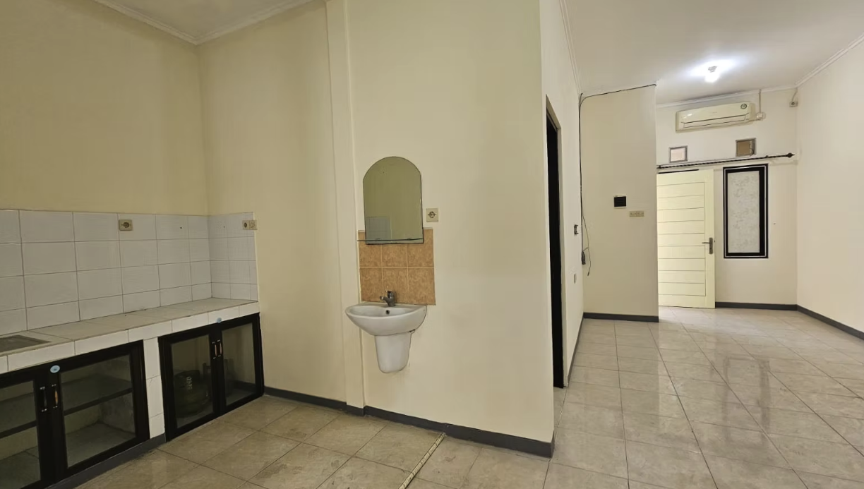 Rumah 1 Lantai Sukolilo Dian Regency | Depan Taman, Double Way | Rp 850jt 5