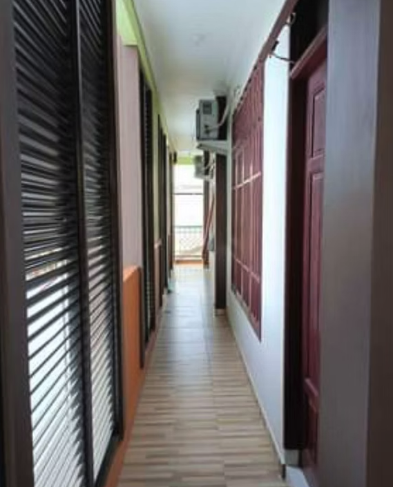 Jual Rumah 2,5 Lantai SHM di Grand Tasmara 4