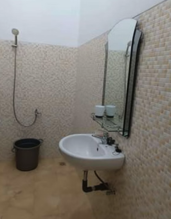Jual Rumah 2,5 Lantai SHM di Grand Tasmara 5