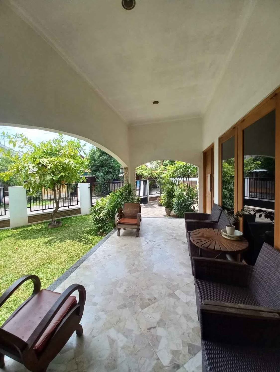 Spacious 5-Bedroom House for Sale in South Jogja City Center, Yogyakarta 4