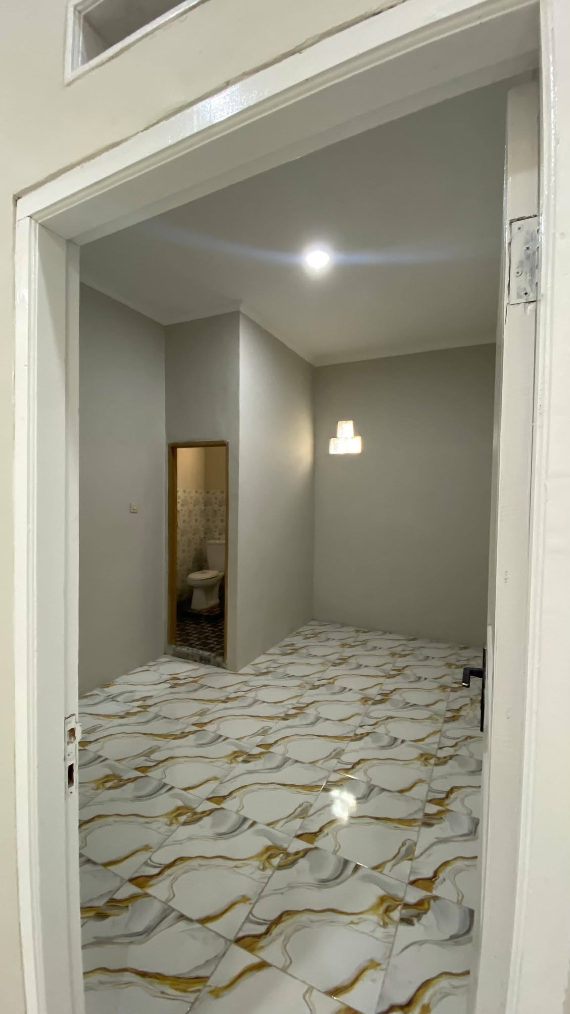 3-Bedroom House for Sale in Bojong Indah-Pondok Kelapa, East Jakarta with Parking and Garage 6