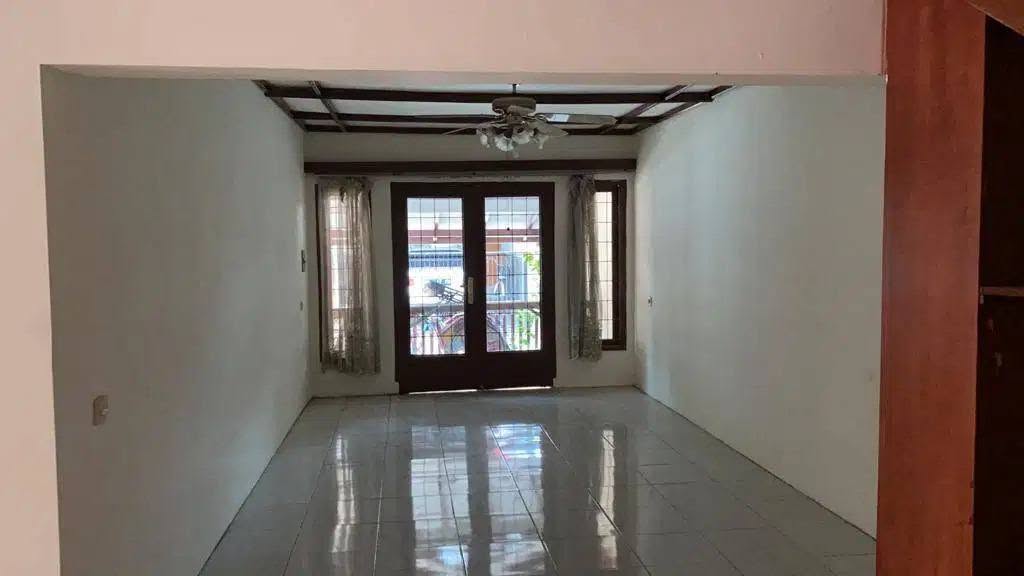 Spacious 4-Bedroom House for Sale in Bekasi Barat with Toll Access 6