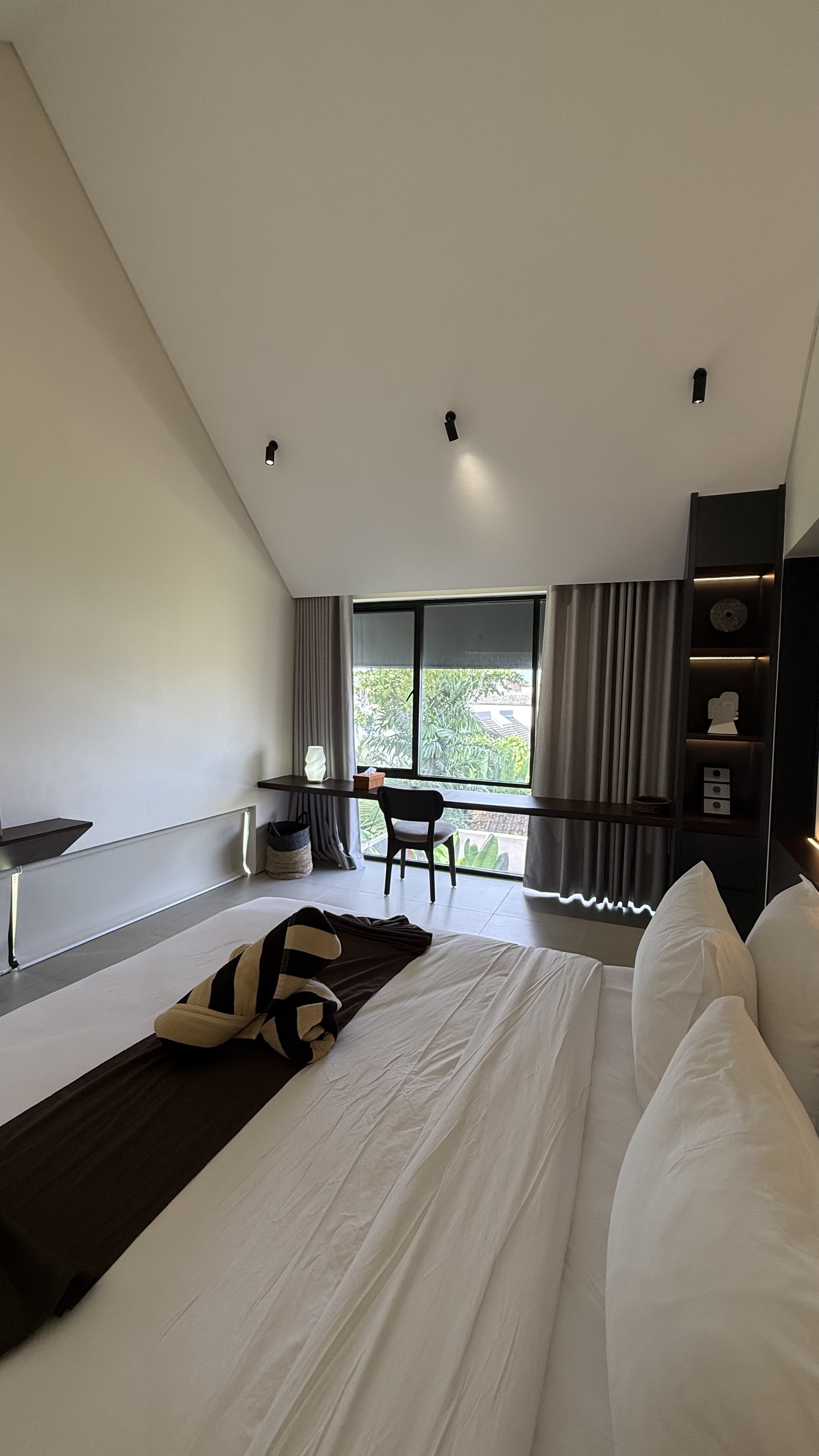 Spacious 3-Bedroom House for Sale near DKI Jakarta Regional People's Representative Council Office 6