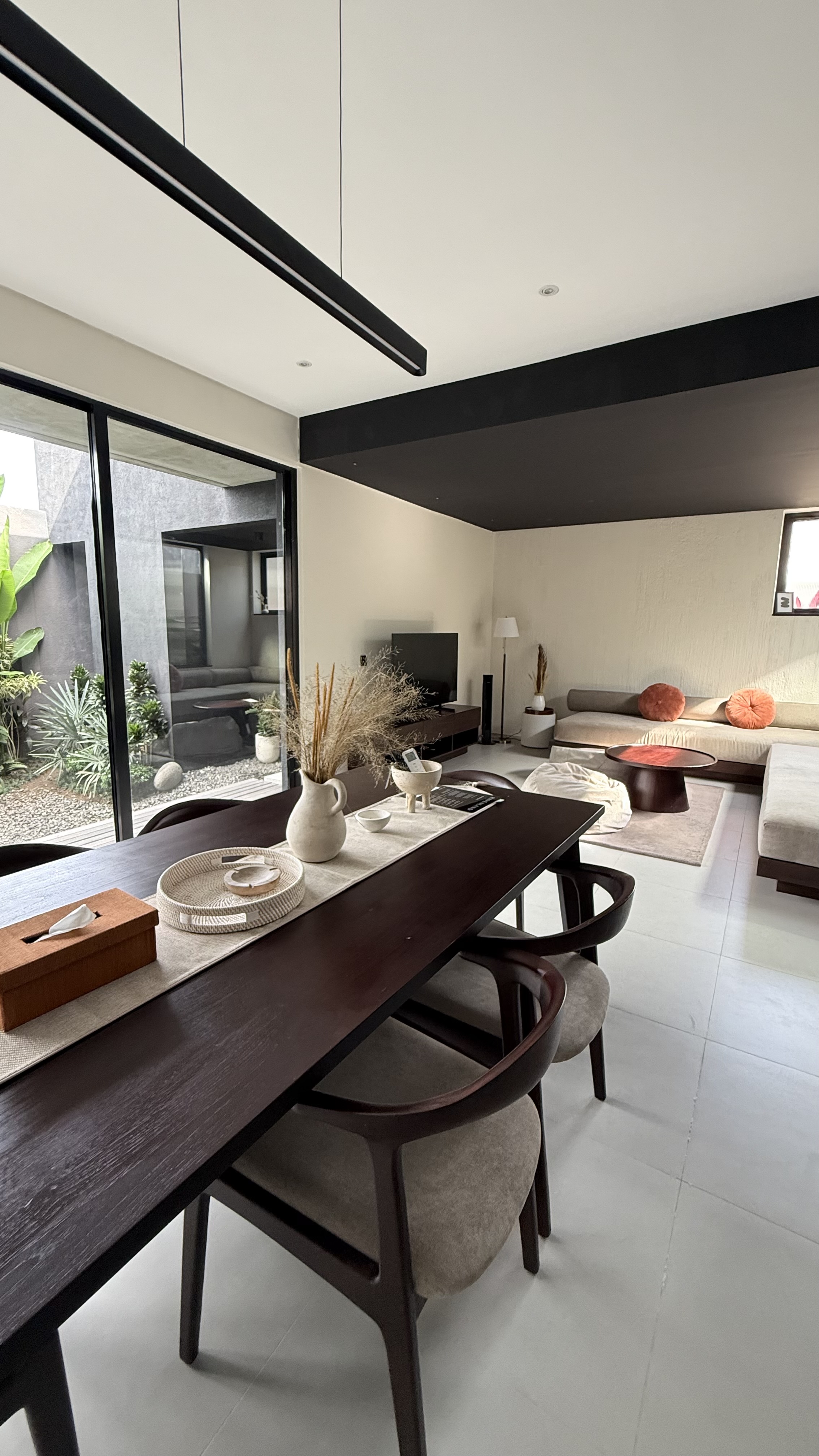 Spacious 3-Bedroom House for Sale near DKI Jakarta Regional People's Representative Council Office 8