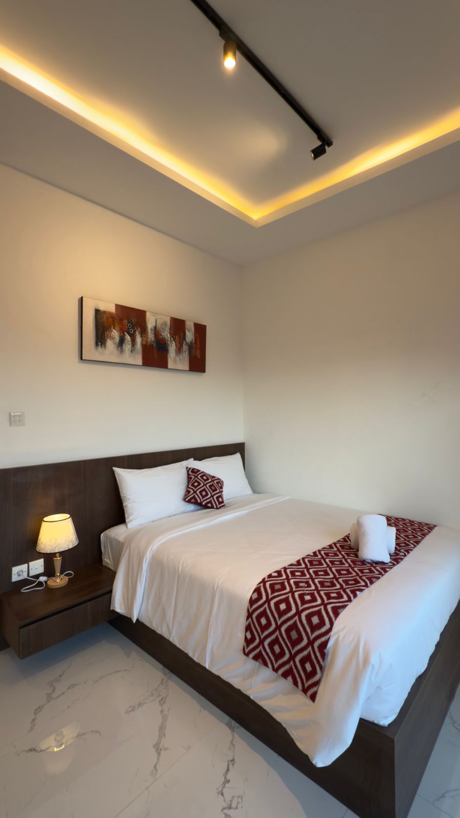 Fully Furnished 1-Bedroom Apartment for Rent in Pantai Batu Bolong, Canggu 8