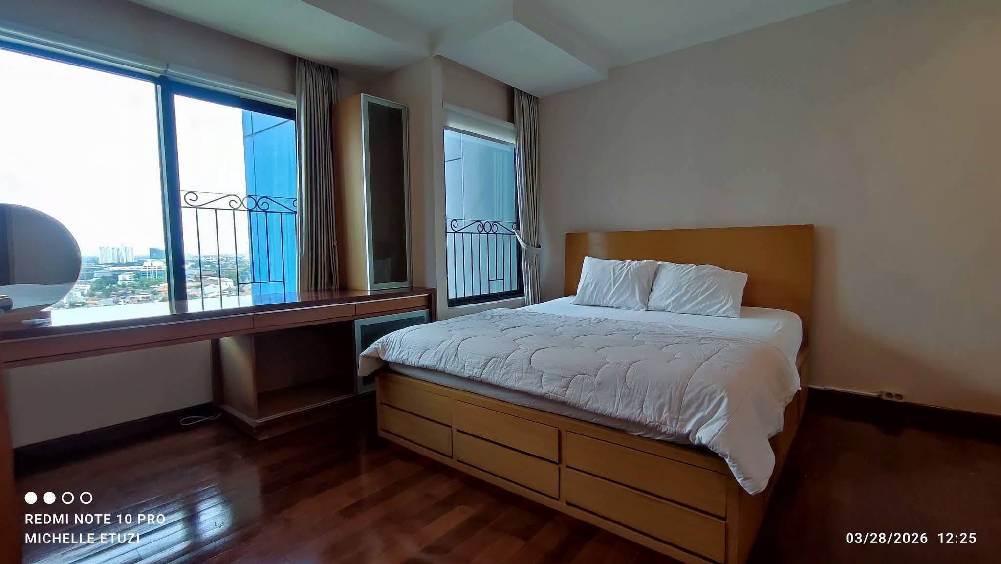 Fully Furnished 3-Bedroom Apartment for Rent in Cilandak Barat, South Jakarta 7