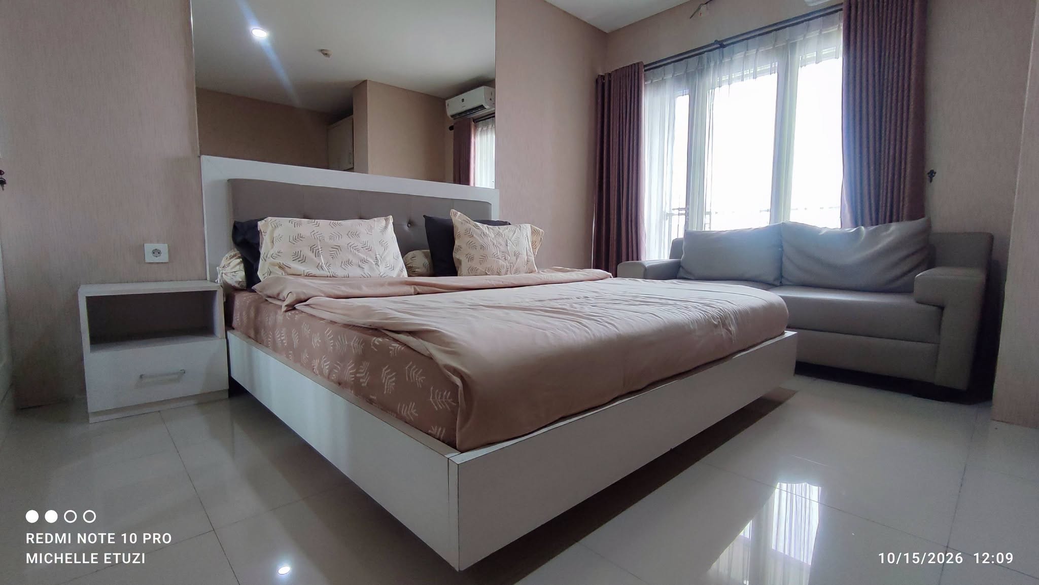 Fully Furnished Studio Apartment for Rent in Taman Sari Semanggi, South Jakarta 2