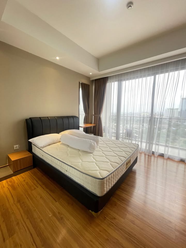 Fully Furnished 1-Bedroom Apartment for Rent in Karet Tengsin, Central Jakarta 3