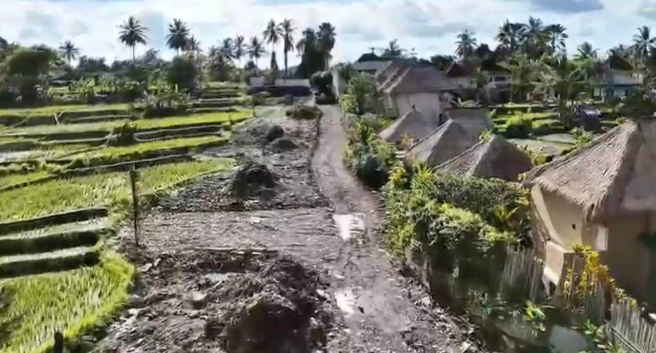 Land for Sale in Ubud Monkey Forest, Bali with SHM & Leasehold Titles 3