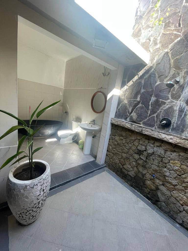 Fully Furnished 3-Bedroom Villa with Pool in Jimbaran, Bali 6