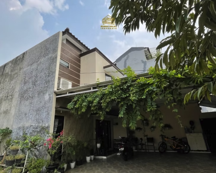 Rumah Hook 2 Lantai Tangerang Selatan | 3 KT, SHM, Carport 3 Mobil | Rp 1.5M