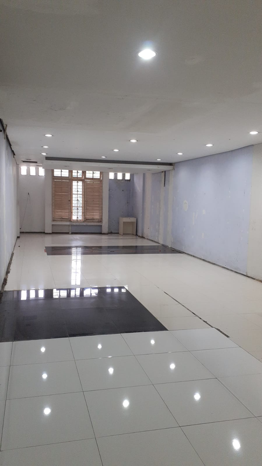 For Sale Commercial Building Accross Traditional Market at Wiradesa 3