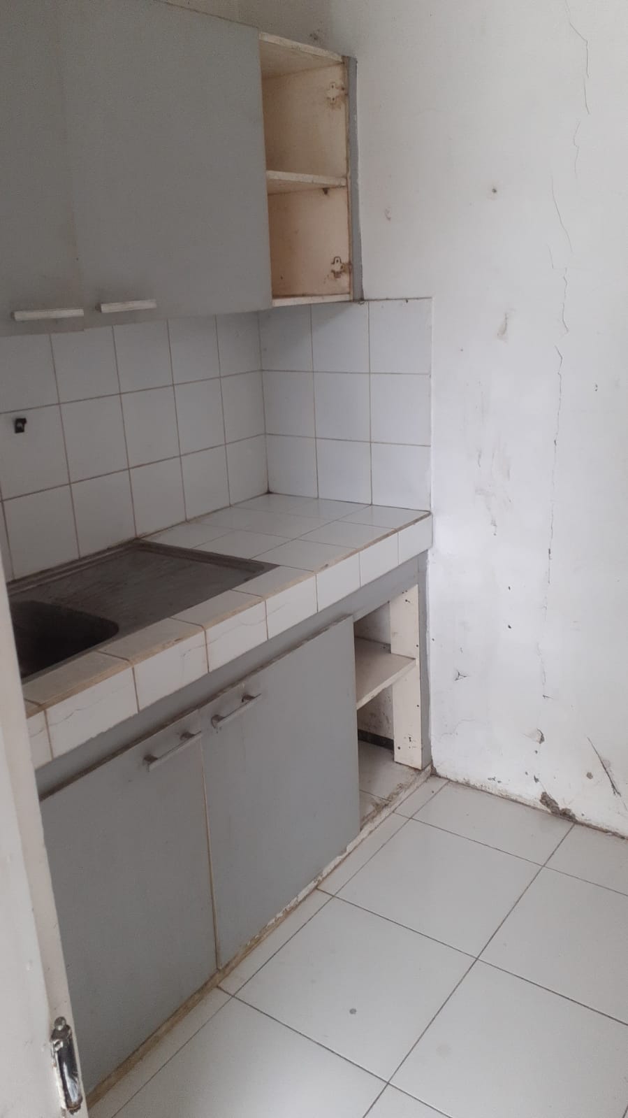 For Sale Commercial Building Accross Traditional Market at Wiradesa 4