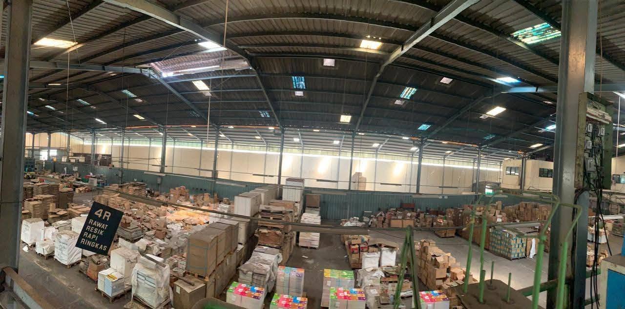 Spacious Warehouse for Sale in Rawa Terate, East Jakarta with SHGB and Freehold Title 4