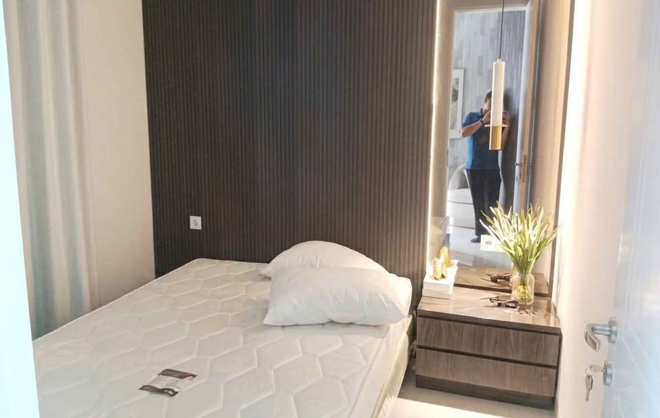 Spacious 5-Bedroom House for Sale in Jalan Citra Grand, Semarang 3