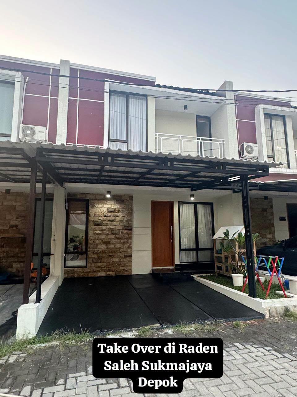 Semi Furnished 3-Bedroom House for Sale on Jalan Raden Saleh, Sukmajaya, Depok 5