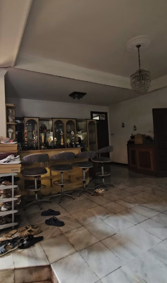 Rumah Hitung Tanah Puncak Permai Surabaya | LT 2.137 m², SHM, City View 2
