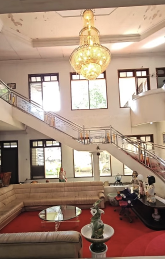 Rumah Hitung Tanah Puncak Permai Surabaya | LT 2.137 m², SHM, City View 4