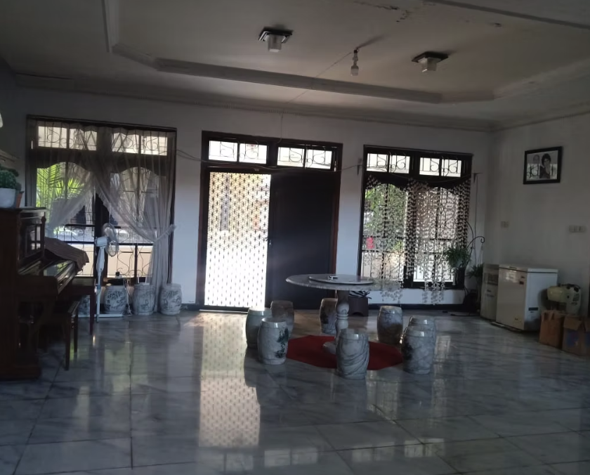 Rumah Hitung Tanah Puncak Permai Surabaya | LT 2.137 m², SHM, City View 7
