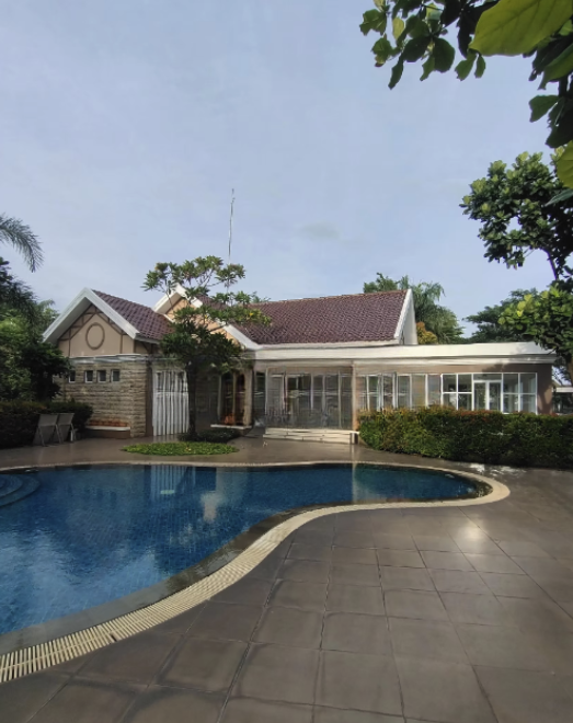 Rumah Fully Furnished Malibu Village Gading Serpong | 2 KT | Sewa Rp 67.000.000/Tahun